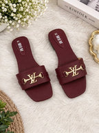 এক জোড়া স্যান্ডেলেই লুকটা হোক আরও classy - aador.fit